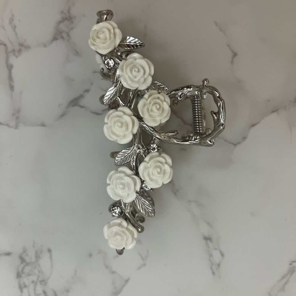 Vintage-Inspired Rose Hair Claw Clip, Silver & White Floral Design